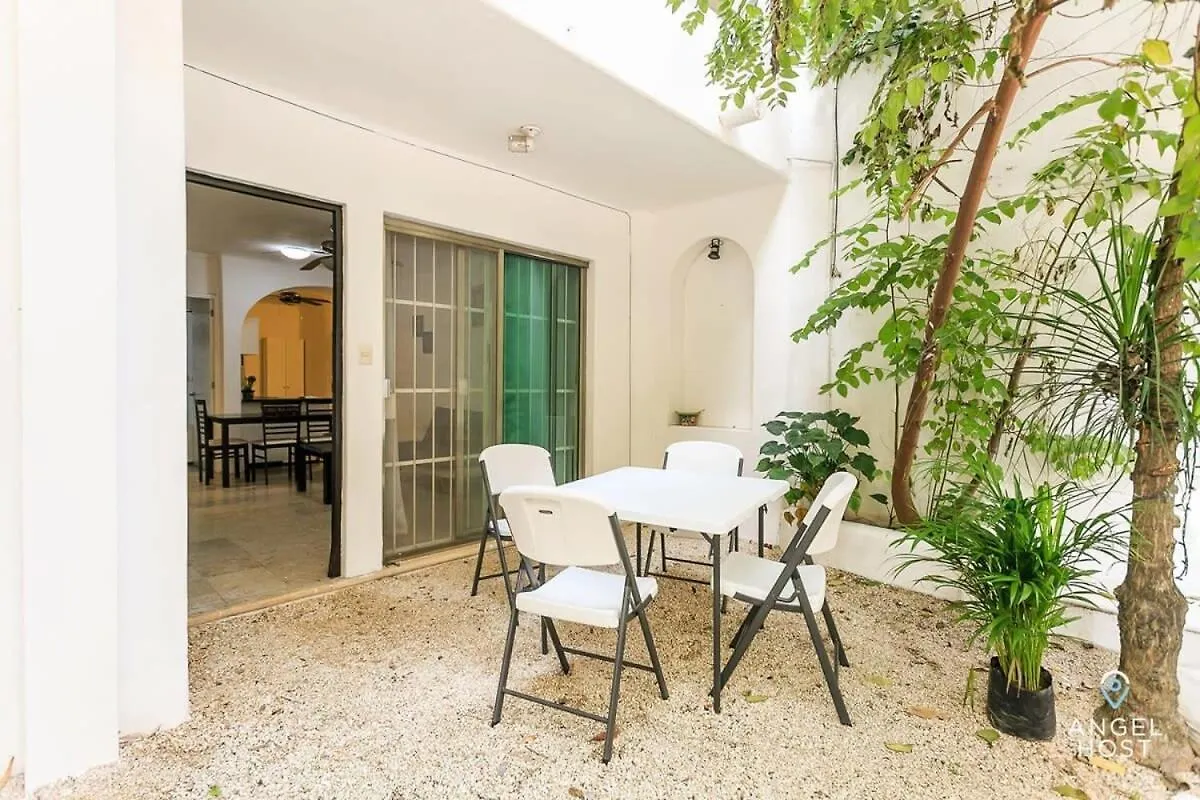 Amazing Location Steps To Beach & Nightlife Playa del Carmen